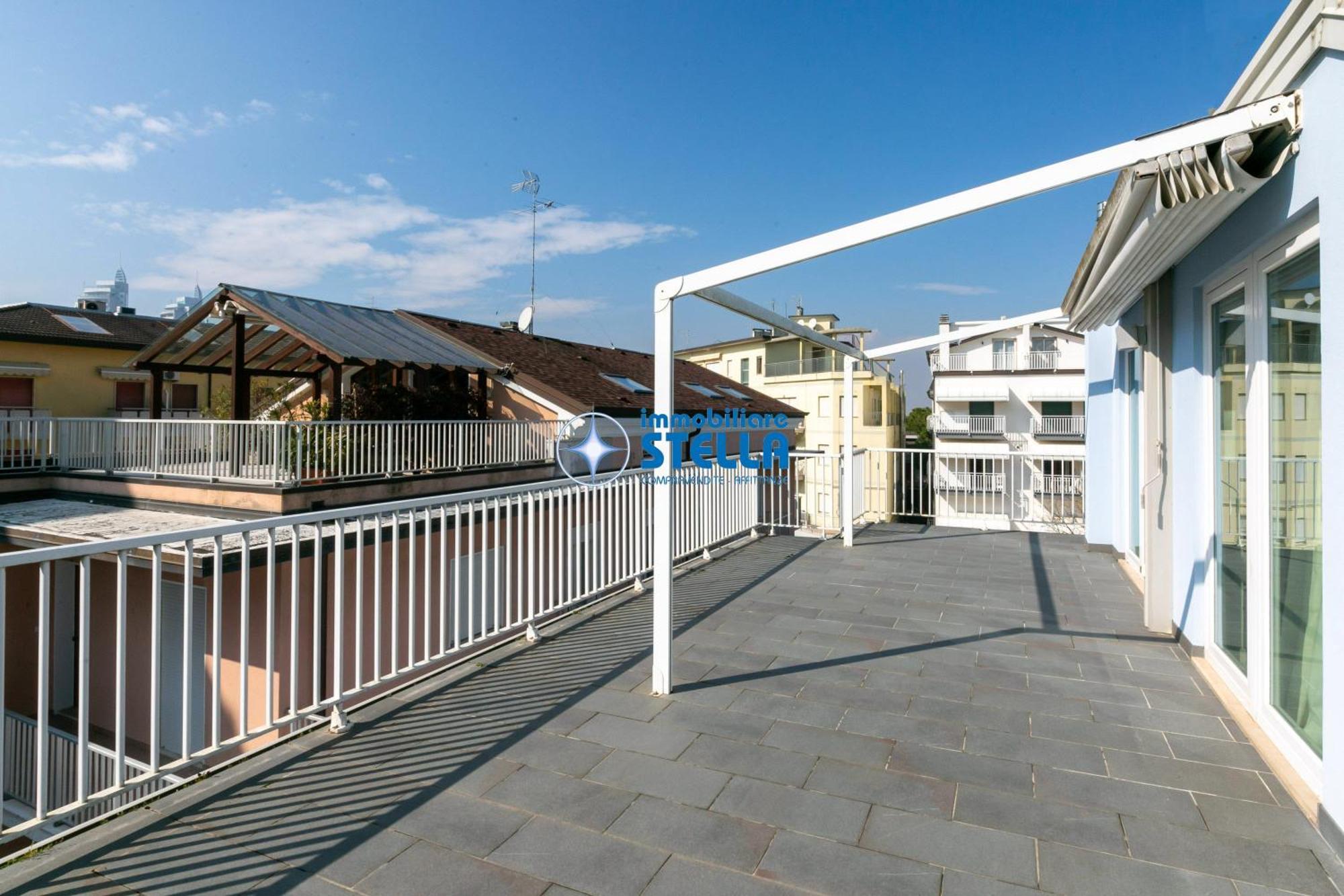 Residence Adriatica Lido di Jesolo Eksteriør billede